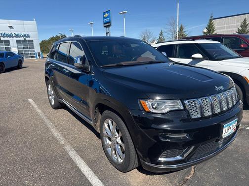 Diamond Black Crystal Pearlcoat 2020 Jeep Grand Cherokee Summit