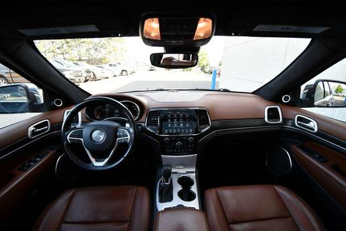 Diamond Black Crystal Pearlcoat 2020 Jeep Grand Cherokee Summit