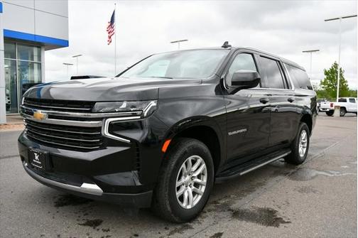 2023 Chevrolet Suburban LT