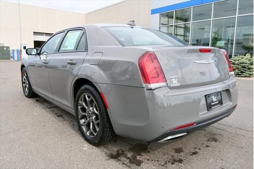 2017 Chrysler 300 S