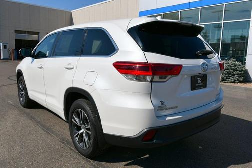 2017 Toyota Highlander LE Plus