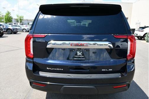2022 GMC Yukon XL SLE