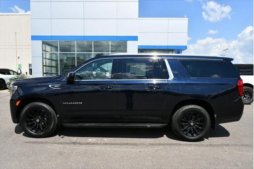 2022 GMC Yukon XL SLE