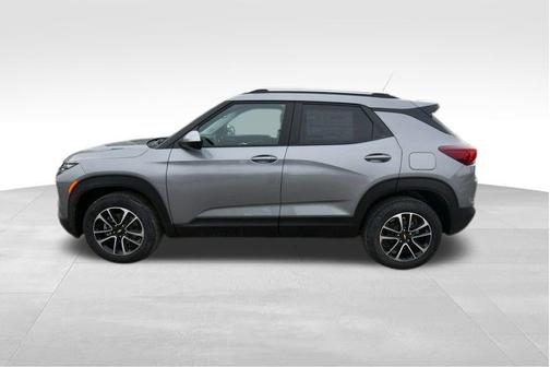Sterling 2026 Chevrolet Trailblazer LT