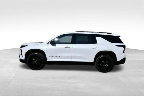 Polar White 2026 Chevrolet Traverse RS