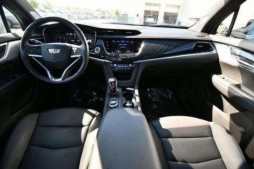 2023 Cadillac XT6 Premium Luxury AWD