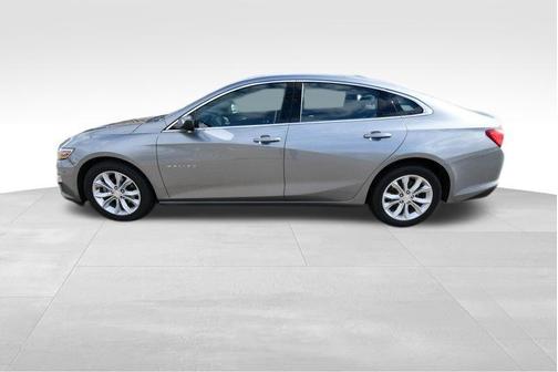 Sterling Gray Metallic 2025 Chevrolet Malibu FWD 1LT