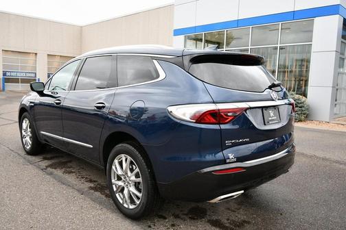 2023 Buick Enclave Essence AWD