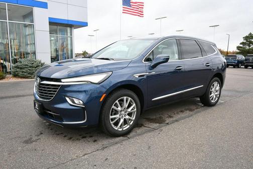 2023 Buick Enclave Essence AWD