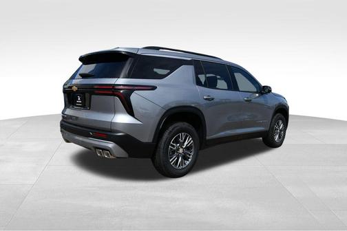 Sterling Gray Metallic 2026 Chevrolet Traverse LT
