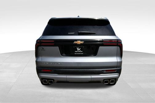 Sterling Gray Metallic 2026 Chevrolet Traverse LT
