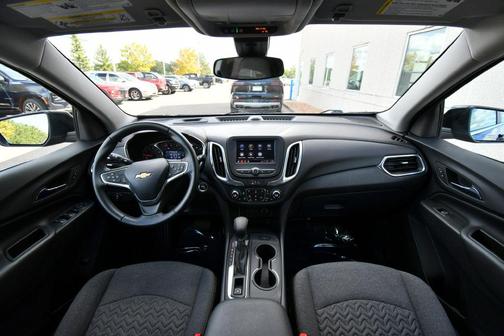Mosaic Black Metallic 2023 Chevrolet Equinox 1LT