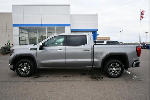 2024 GMC Sierra 1500 SLT
