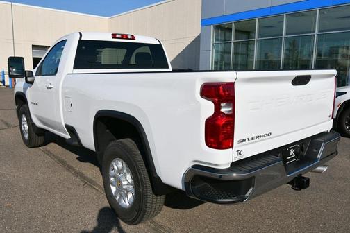 2026 Chevrolet Silverado 3500 LT