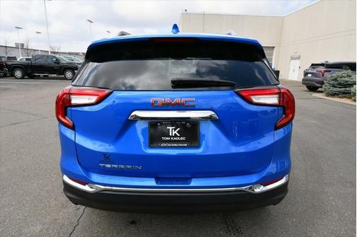 2024 GMC Terrain SLT