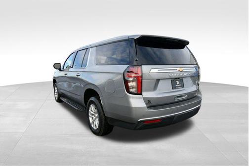 Sterling Gray Metallic 2024 Chevrolet Suburban LT