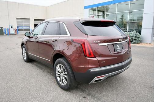 2022 Cadillac XT5 Premium Luxury