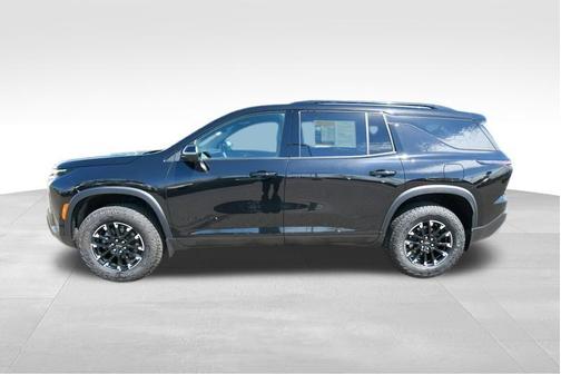 Mosaic Black Metallic 2026 Chevrolet Traverse Z71