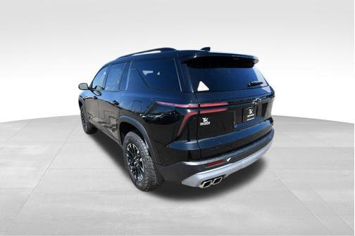 Mosaic Black Metallic 2026 Chevrolet Traverse Z71