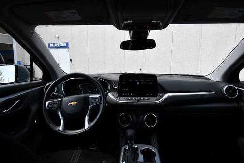 Sterling Gray Metallic 2025 Chevrolet Blazer 2LT