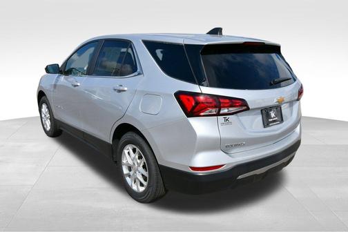 Silver Ice Metallic 2022 Chevrolet Equinox 1LT