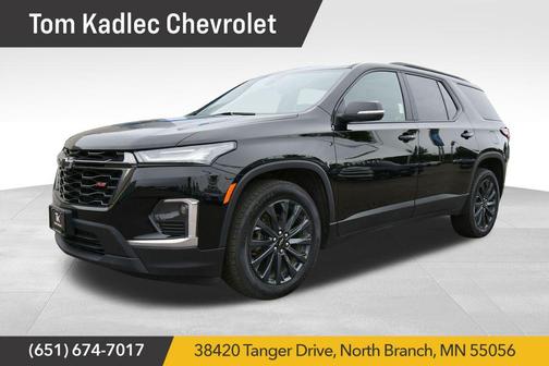 Mosaic Black Metallic 2023 Chevrolet Traverse RS