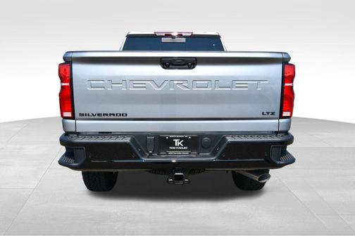 Sterling 2026 Chevrolet Silverado 3500 LTZ