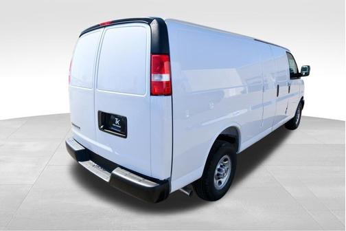 Summit White 2026 Chevrolet Express 2500 Work Van