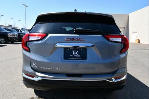 2023 GMC Terrain SLT
