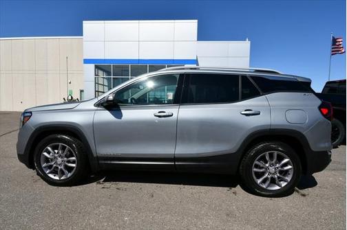 2023 GMC Terrain SLT