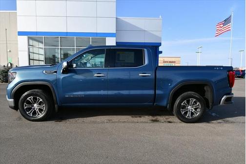 2024 GMC Sierra 1500 SLT