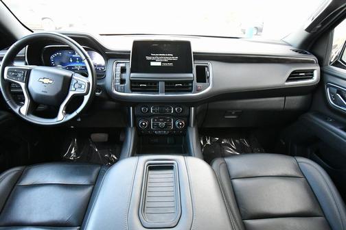 2024 Chevrolet Suburban LT