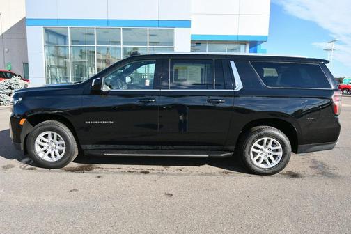 2024 Chevrolet Suburban LT