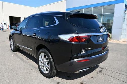 2023 Buick Enclave Essence AWD
