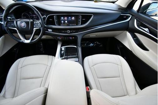 2023 Buick Enclave Essence AWD