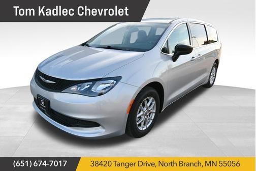 Silver Mist Clearcoat 2024 Chrysler Voyager LX