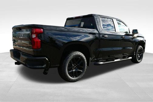 Black 2026 Chevrolet Silverado 1500 Custom