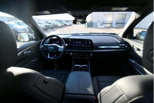 Black Metallic 2025 Chevrolet Traverse LT