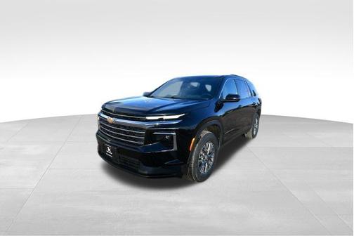 Black Metallic 2025 Chevrolet Traverse LT