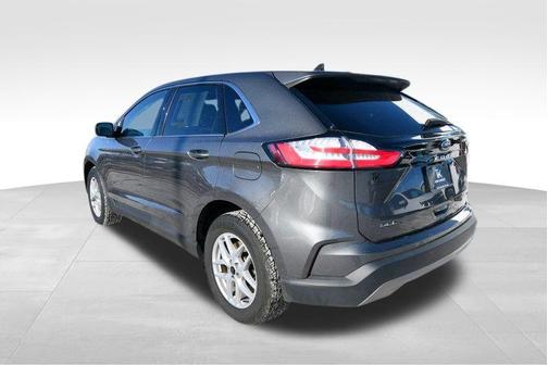 Carbonized Gray Metallic 2023 Ford Edge SEL