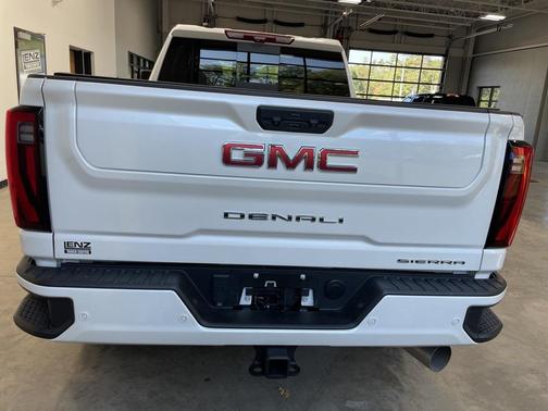 2025 GMC Sierra 2500 Denali