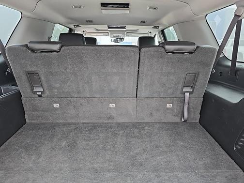 2020 GMC Yukon XL SLT Standard Edition