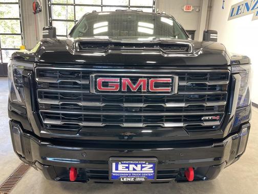 2024 GMC Sierra 2500 AT4