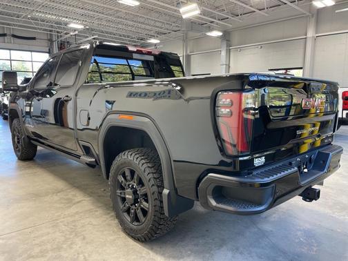 2024 GMC Sierra 2500 AT4