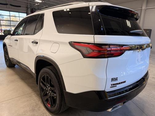 2024 Chevrolet Traverse Premier