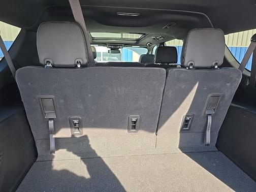 2025 Chevrolet Suburban RST