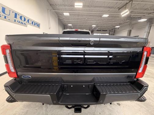 2025 Ford F-450 Platinum