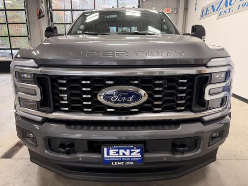 2025 Ford F-450 Platinum