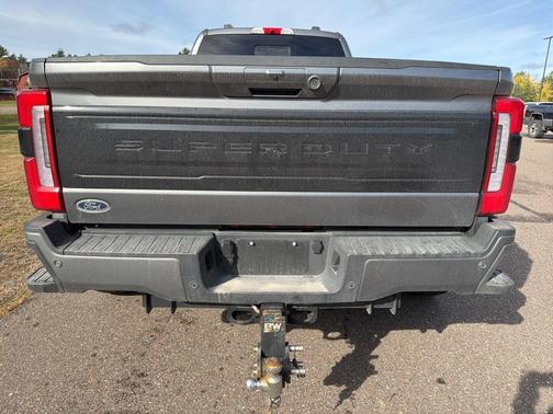 2025 Ford F-450 Platinum