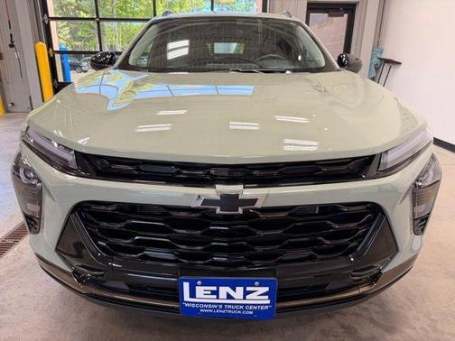 Cacti Green 2025 Chevrolet Trax FWD ACTIV